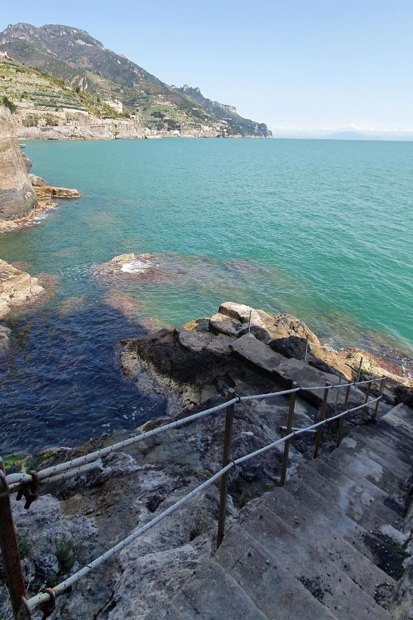 Nel Blu Dipinto Di Blu Villa ราเวลโล ภายนอก รูปภาพ