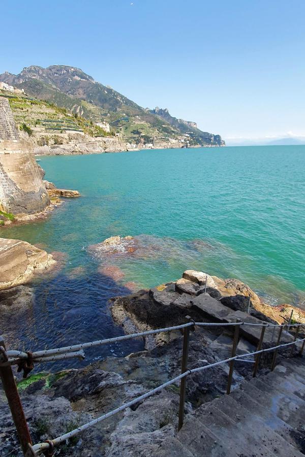 Nel Blu Dipinto Di Blu Villa ราเวลโล ภายนอก รูปภาพ