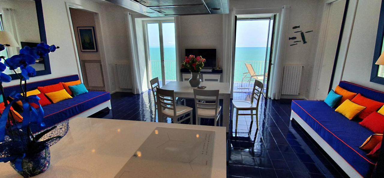Nel Blu Dipinto Di Blu Villa ราเวลโล ภายนอก รูปภาพ